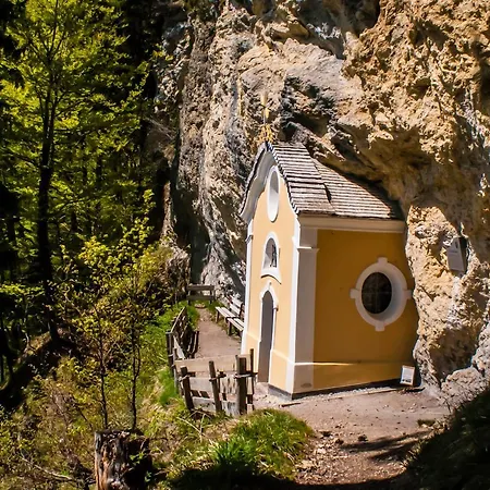 Narzenhof Wellness Chalets, Familien & Luxus Am Bauernhof *