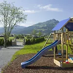Apartment Narzenhof Wellness Chalets, Familien&luxus Am Bauernhof *
