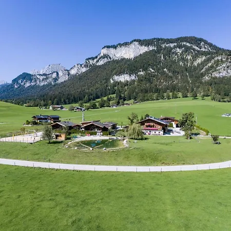 Daire Narzenhof Wellness Chalets, Familien & Luxus Am Bauernhof